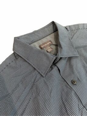 Van Heusen Men's Blue and White Micro-Check Dress Shirt